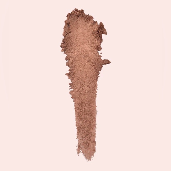 Sophia + Mabelle Satin Powder Highlighter PEACH SANGRIA - Picture 2 of 2